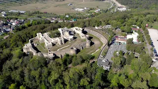 Cetatea de scaun a Sucevei. Filmare aeriana 4K. Si Statuia lui Ștefan cel Mare