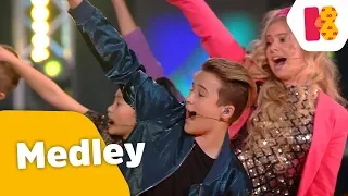 Medley grote hits - Niels, Stefania, Mylène & Rosanne - De Grote Show 2019 - Kinderen voor Kinderen
