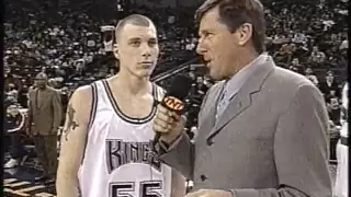 Jason Williams Is Physically Incapable of Making a Routine Chest Pass