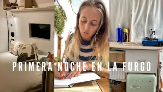 Mi primera NOCHE en la furgo 🚐 solo female van life | @PVERA