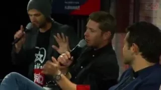 nerdhq2016 pull my finger and misha's plane fart story