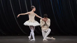 Jewels – 'Diamonds' pas de deux (Balanchine; Marianela Nuñez; Reece Clarke; The Royal Ballet)