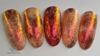 Autumn liquid chrome nail art. Foam bubble nail art. Fall nail design