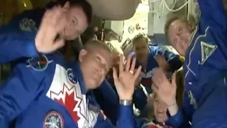 Soyuz MS-11 hatch opening