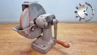 Hand Cranked Grinder Restoration [Light Grey Bench Grinder]