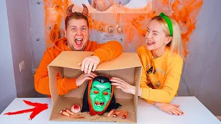 ЧТО В КОРОБКЕ НА ХЭЛЛОУИН ЧЕЛЛЕНДЖ 🤢What’s in the BOX Halloween CHALLENGE 2018 нащупали ЛИЧИНКИ