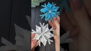 WoW ❄️ EASY Snowflakes DIY Christmas decorations #shorts