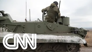 Rússia isola militares rivais na região sul da Ucrânia | VISÃO CNN