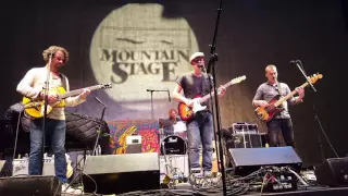 Foy Vance on Mountain Stage "Pain Never Hurt Me Like Love"
