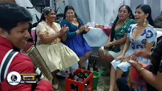 Huayños Jimena la Pojeñita & Delia Mercado y la Orquesta de Benigno velarde