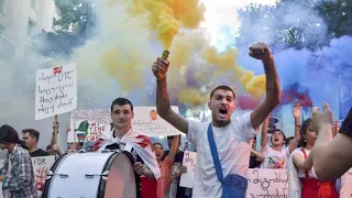 Tausende protestieren in Tiflis für Beitritt zur EU und Nato