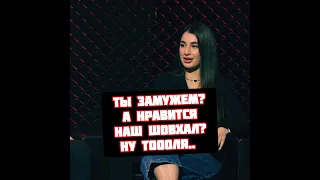 Сульянов засмущал Шовхала Чурчаева перед девушками бойцами