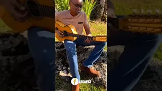 Bonito de ver! Thacio da dupla Lucas Reis e Thacio na viola! #aicanta #sertanejo #shorts