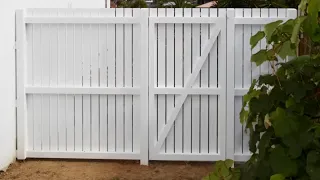 How to Build a Wooden Gate | Mitre 10 Easy As DIY