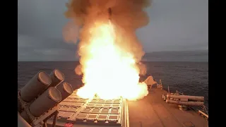 US Navy Class Guided Missile Destroyer • USS Ross Weapons Live Fire