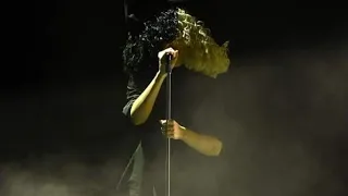 Sia - Titanium (Live La LGBT Center)