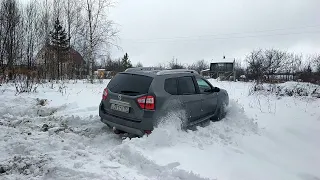 Nissan Terrano и Kia Sorento против снега