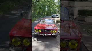 🚘 Alfa Romeo 2000 🚗 : Classic Beauty Unveiled (Red Vintage Car)🚙