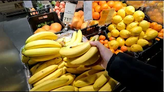 Какие овощи и фрукты продают сегодня в Киеве в АТБ?  Обзор цен