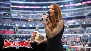 A new WWE Women's Title is revealed: WrestleMania 32 Kickoff