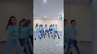 #foreveryoung #dancetiktokviral #viral #shortsvideo #trending#douyin