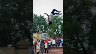 Real Talent Hai 😍Bhai Log Mujhe Bandar Matt Smjhna 😅💪😎✌️😎 #shortvideos #viral #parkour #stunt