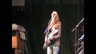 Susan Tedeschi~Mama He Treats Your Daughter Mean