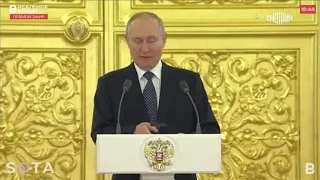 Putin agli Usa: «Avete generato l’odierna crisi ucraina» e 17 nuovi ambasciatori non applaudono