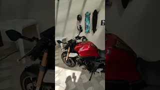 Cb 650r 2022 depois de 1 ano de uso