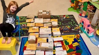 A FAN SENT ME HUNDREDS OF AUTOGRAPHED CARDS AND TEAM SIGNED BALLS! (Fan Mail Friday)