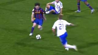 Lionel Messi Magical Dribbling Skills And Goals 2009/10