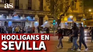 EUROPA LEAGUE | Batalla entre los hooligans de West Ham y Eintracht en pleno Sevilla | AS