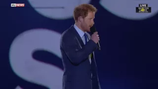 Harry opens Invictus Games with emotional speech