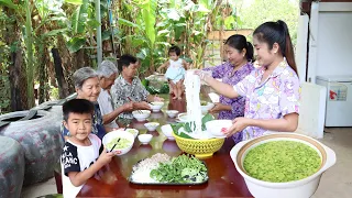 Family in countryside prepare Cambodia noodle for lunch / Family food cooking