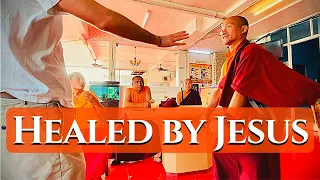Buddhist monk saw JESUS appear to him and got healed in front of the whole monastery! 2020