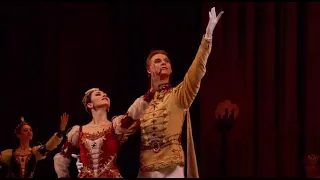 SWAN LAKE - Hungarian Dance (Polina Rassadina & Artem Yachmennikov)