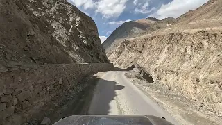 Darcha to Leh - Alongside the Tsarap river in Zanskar