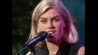 Pernilla Wahlgren - C´est Démon / We Could Make It Happen (Söndagsöppet 1992)
