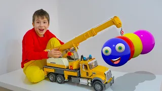 Darius and Francesca's new magical cartoon world - Tractor vs Caterpillar cartoons for kids