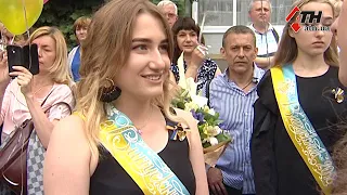 Последний раз в одиннадцатый класс.  Праздник последнего звонка - 25.05.2018