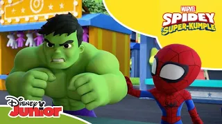 💪 Nosorożec kontra Hulk | Spidey i Super-Kumple | Disney Junior Polska