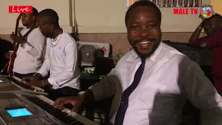 Frère Patrice Ngoy Musoko avec son Pianiste Frère Thiery Kamboko !!!