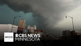 University of Minnesota women's golf team gets caught in Oklahoma tornado