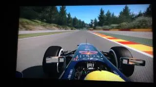 F1 2013 - Eau Rouge overtake?