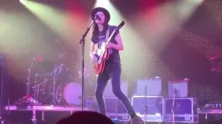 [HD] James Bay - Hold Back The River (Live at The Forum)