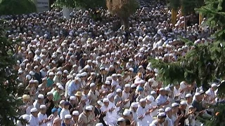 Muslims in northwest China Celebrate Eid Al-Fitr Festival