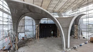 Doubly curved concrete roof complete