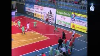 DYNAMO vs BOOMERANG INTERVIU. UEFA Futsal Cup.Final-2d Game. 06/05/2006