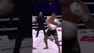 Antonio Plazibat KO's Tarik Khbabez with big punches | @glory