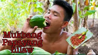 Eating Papaya Green with spicy chili & lemon | Boy Tapang🍏🥵🌶️|hilaw na papaya